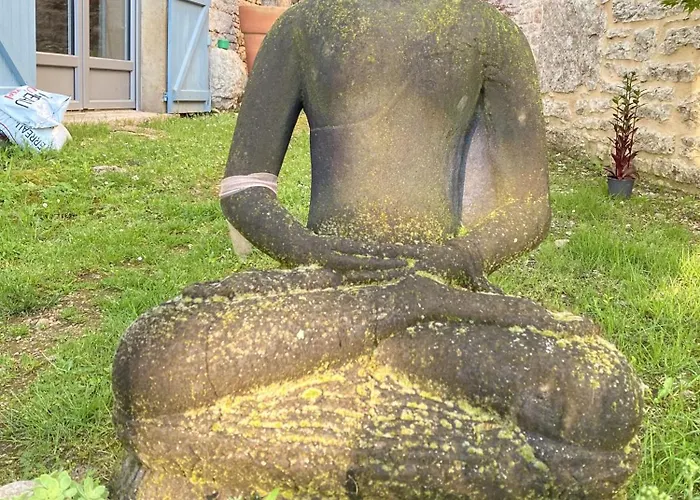 La Pause Noble Val Nyaraló *